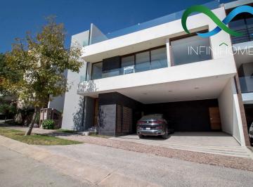 Casa de 3 habitaciones, San Luis Potosí · Casa en Sierra Azul (A Tratar)