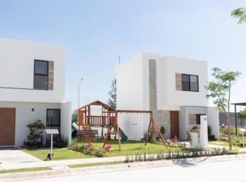 Casa · 95m² · 2 Recámaras · Compra Casa Al Poniente de Ags. 11jr
