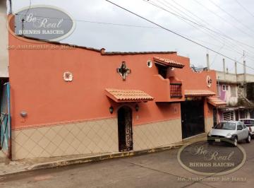 Casa · 500m² · 3 Recámaras · 2 Estacionamientos · Casa - Xalapa