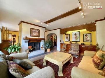 Casa · 636m² · 4 Recámaras · 4 Estacionamientos · Bosques de La Herradura. Casa en Venta