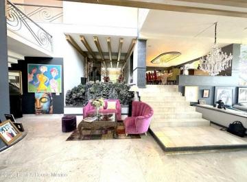 Casa de 3 habitaciones, Miguel Hidalgo · Casa en Venta (Bosque de Las Lomas)