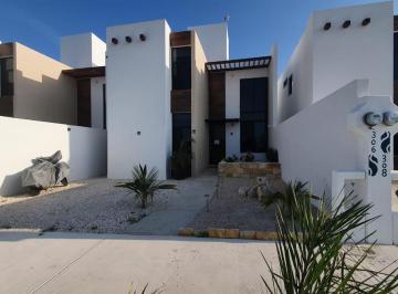 Casa en condominio · 3 Recámaras · Renta Residencia en Condo Puerto Lindo, Chelem Yucatan