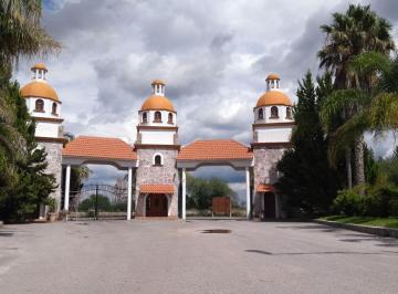 Terreno / Lote · 1379m² · La Firma Real State Vende Terrenos en Condominio Residencial Campestre Bosque de Las Lomas Al Sur Ju