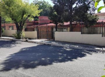Casa de 3 habitaciones, Saltillo · Residencia en San Lorenzo de Una Planta
