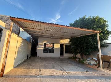 Casa en Renta de 3 habitaciones Fraccionamiento Francisco de Montejo · Se Renta Casa Semi Amueblada en Francisco de Montejo III