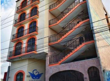 Edificio · 1800m² · 15 Estacionamientos · Av Industrias