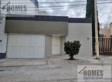 Casa · 115m² · 2 Recámaras · 1 Estacionamiento · Casa en Renta en Jardín Karakorum 151, Lomas 3ra Sección.