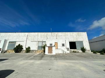 Bodega comercial , Puerto Morelos · Bodegas en Renta Hasta 8500 m²