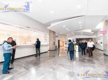 Edificio · 15387m² · 70 Estacionamientos · Edificio Comercial - Juárez