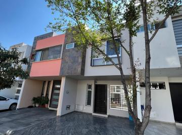Casa de 1 habitación, Zapopan · Renta Casa Savia Jazmin