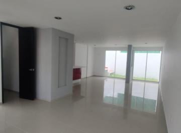 Casa · 165m² · 3 Recámaras · 2 Estacionamientos · Casa en Venta, Fraccionamiento Fuentes de San José