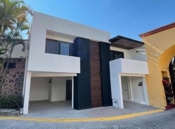 Casa de 4 habitaciones, Cuernavaca · Casa Moderna en Privada C Vigilancia en Lomas de Cortes
