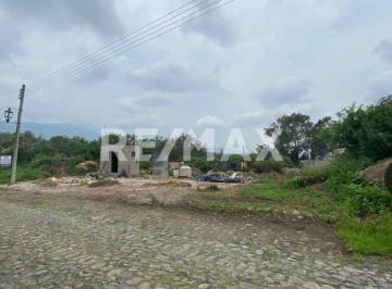 Terreno / Lote · 606m² · Terreno Residencial en Venta en Agua Escondida - (4)