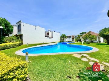 Casa de 3 habitaciones, Xochitepec · Casa en Venta en Fraccionamiento Real Santa Fe I Xochitepec