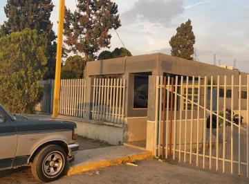 Local comercial · 5948m² · 4 Estacionamientos · Local - Universidad