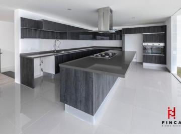 Casa en condominio de 3 habitaciones, Huixquilucan · Casa en Venta, Col. Bosque Real