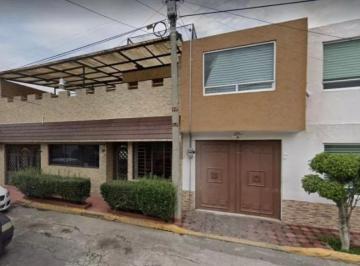 Casa de 4 habitaciones, Gustavo A. Madero · Estupenda Casa en San Juan de Aragón!