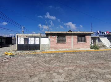 Casa de 2 habitaciones, Metepec · Casa Sola en Venta en Metepec Colonia Alvaro Obregón, Ideal Para Remodelar.