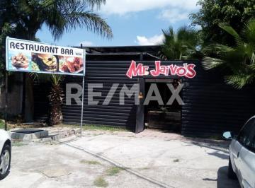 Local comercial · 916m² · 8 Estacionamientos · Local en Venta - (4)