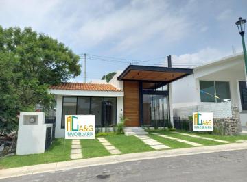Casa de 3 habitaciones, Atlatlahucan · Casa en Venta en Lomas de Cocoyoc