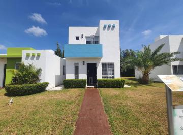 Casa · 88m² · 2 Recámaras · 1 Estacionamiento · Fraccionamiento Paseos de Merida Tixcacal, Modelo Santiago
