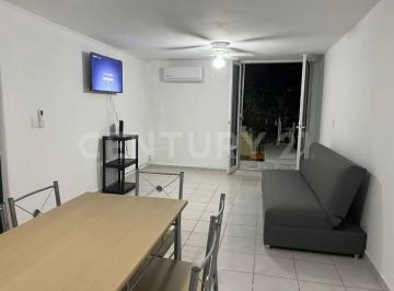 Departamento · 72m² · 2 Recámaras · Vivir a Unos m del Mar en Manzanillo con Vista Impresionante Depto en Venta