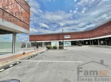 Local comercial · 58m² · 30 Estacionamientos · Local en Renta en Plaza Fiesta