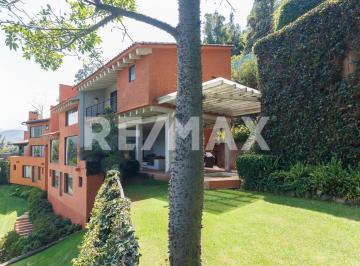 Casa en condominio · 302m² · 5 Recámaras · 2 Estacionamientos · Casa en Condominio en Venta - (4)