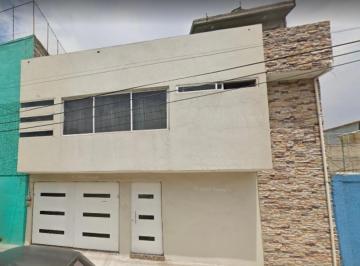 Casa de 4 habitaciones, Nezahualcóyotl · Preciosa Casa Ombules en Nezahualcóyotl!