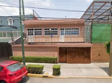 Casa de 4 habitaciones, Venustiano Carranza · Excelente Casa Genaro Garcia!