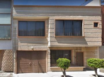 Casa de 3 habitaciones, Benito Juárez · Espectacular Casa en Postal!