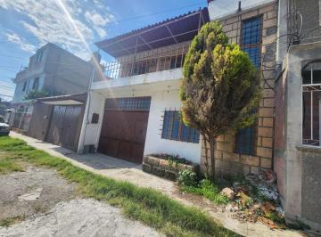 Casa de 4 habitaciones, Ixtapan de la Sal · Casa Familiar en Calle Privada con Terraza, Amueblada y Potencial de Crecimiento.