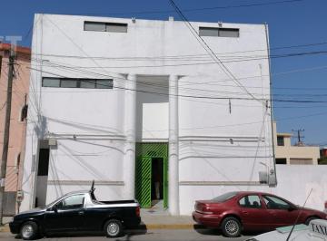 Local comercial · 558m² · 12 Recámaras · Local en Los Pinos