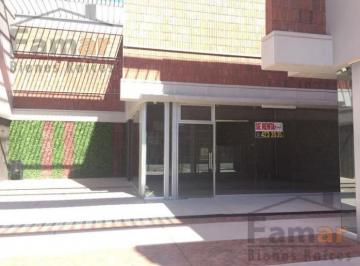 Local comercial · 43m² · 20 Estacionamientos · Local en Renta Plaza Fiesta Fraccionamiento Quintas Carolinas Chihuahua