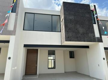 Casa · 242m² · Casa en Fraccionamiento Candora