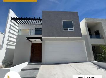 Casa de 4 habitaciones, Chihuahua · Casa en Venta Bosques del Valle V