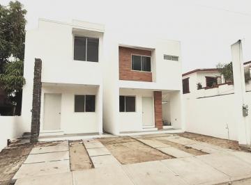 Casa · 120m² · 3 Recámaras · 1 Estacionamiento · Casa en Venta en Ciudad Madero Col. 15 de Mayo, Nueva
