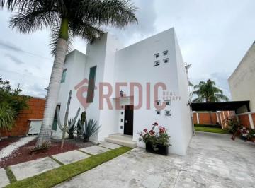 Casa de 4 habitaciones, Querétaro · Casa en Renta en Juriquilla Amueblada (4 Hab + Cto. de Servicio)