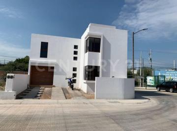 Casa · 154m² · 4 Recámaras · Casa en Venta Fraccionamiento Ribera del Río.
