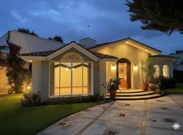 Casa de 3 habitaciones, Metepec · Residencia en Venta Luxury, La Asuncion, Metepec, Av Tecnologico, priv Alsacia, Tren Interurbano.