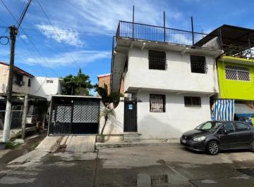 Casa · 98m² · 4 Recámaras · 1 Estacionamiento · Casa en Luis Donaldo Colosio en Vvllas Paraíso
