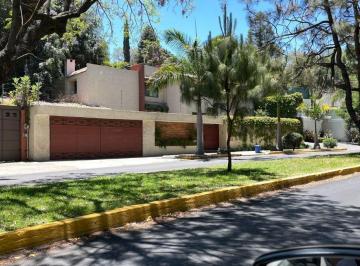 Casa de 4 habitaciones, Zapopan · Casa Venta Lomas del Valle