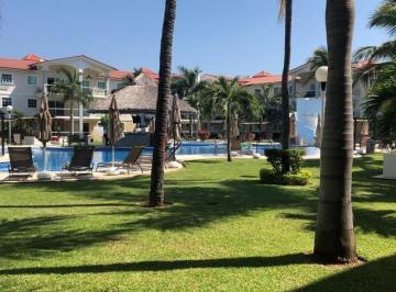 Departamento · 100m² · 2 Recámaras · 1 Estacionamiento · Diamante Lakes, Esmeralda 106 Depto Vacacional