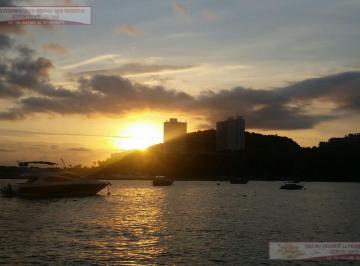 Departamento · 1 Recámara · 1 Estacionamiento · Vista Real Suite Renta Vacacional Acapulco