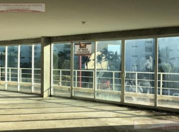 Local comercial · 131m² · 1 Estacionamiento · Local - Alfredo V Bonfil