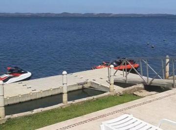 Departamento · 85m² · 2 Recámaras · 1 Estacionamiento · Departamento - Acapulco de Juárez