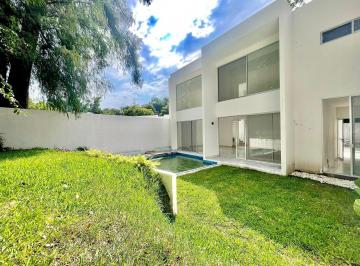 Casa de 3 habitaciones, Temixco · ¡Estrena Casa con Alberca y Jardín Propio, en Lomas de Cuernavaca