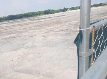 Terreno / Lote · 33000m² · Terreno de 33,000 m en Renta Carretera Monterrey Reynosa Cadereyta Nuevo León.