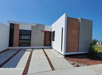 Casa · 96m² · 2 Recámaras · 2 Estacionamientos · Lomas Mediterráneo Casa en Venta Dos Recámaras Una Planta