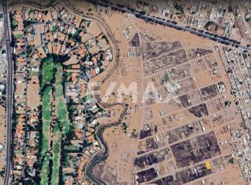 Terreno / Lote · 301m² · Terreno en Venta Villa Universitaria Frente Área Verde - (4)